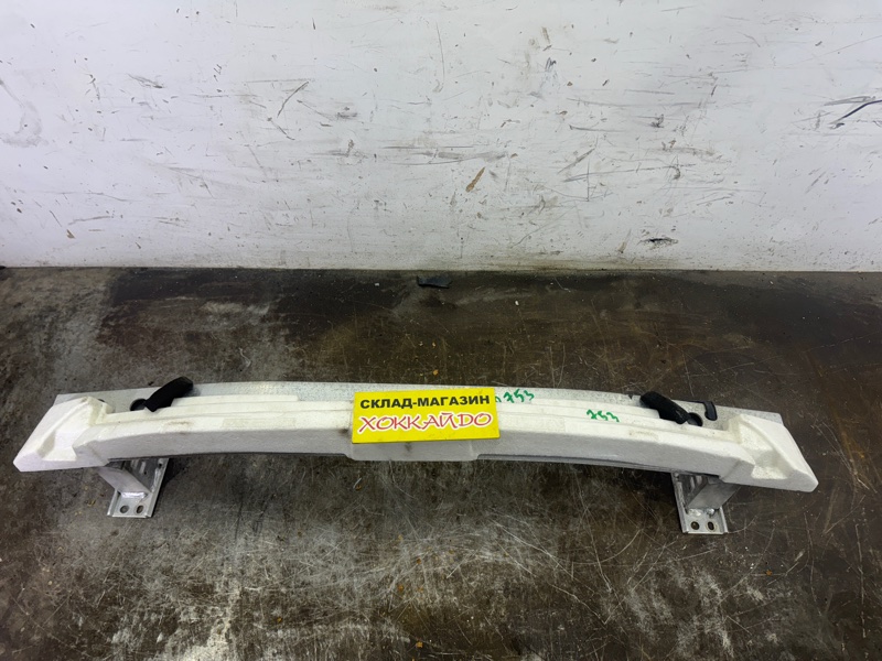 Усилитель бампера Toyota Prius ZVW30 2ZR-FXE 12.2011 передний (б/у)