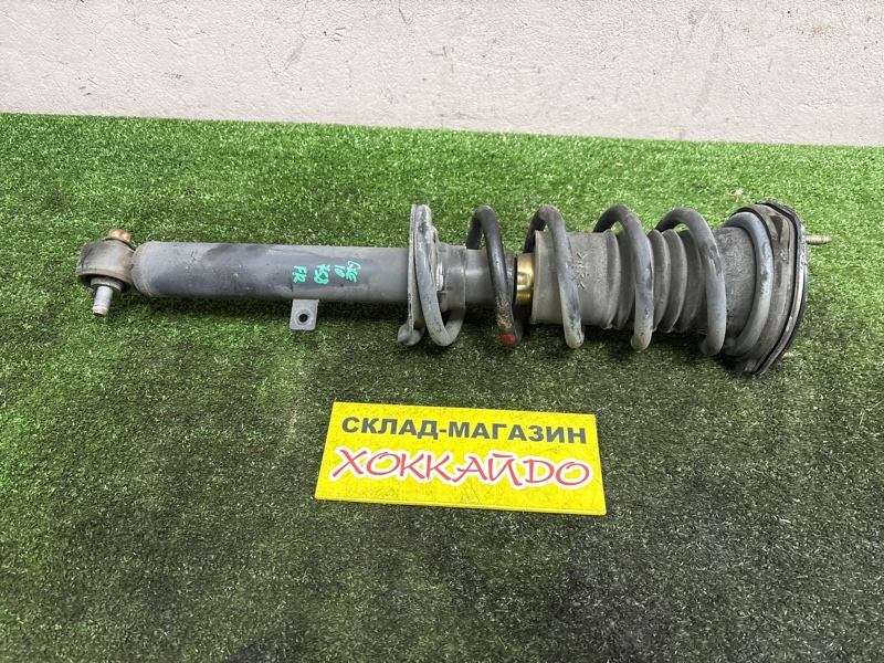 Стойка подвески Toyota Altezza GXE10 1G-FE 10.1998 передняя правая (б/у)
