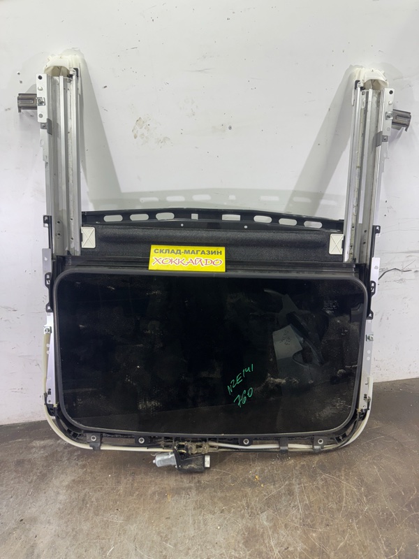 Люк Toyota Corolla Fielder NZE141G 1NZ-FE 10.2006 (б/у)