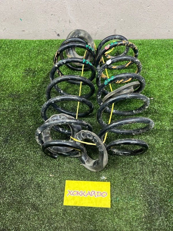 Пружина подвески Toyota Prius ZVW30 2ZR-FXE 01.2009 задняя (б/у)