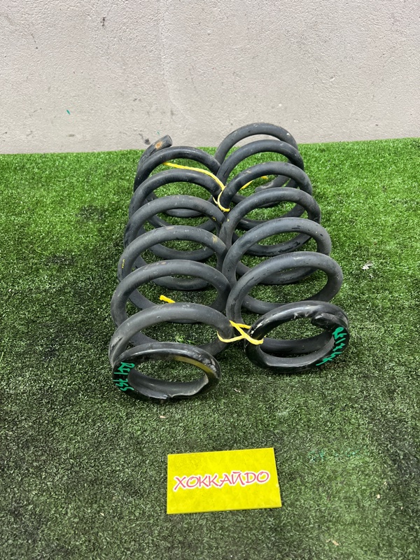 Пружина подвески Honda Stepwgn RF1 B20B 05.1999 задняя (б/у)