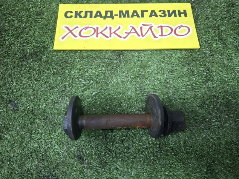 Болт регулировочный Toyota Hiace Regius RCH47W 3RZ-FE 04.1997 передний (б/у)