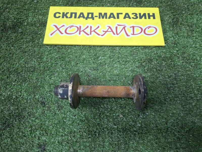 Болт регулировочный Toyota Granvia VCH16W 5VZ-FE 08.1999 передний (б/у)