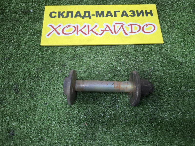Болт регулировочный Toyota Granvia KCH10 1KZ-TE 08.1995 передний (б/у)