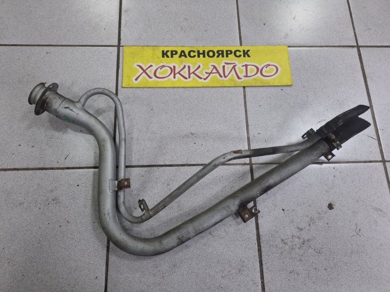 Горловина топливного бака Subaru Legacy BH5 EJ202 05.2001 (б/у)