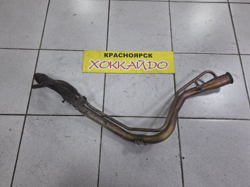 Горловина топливного бака Honda Stream RN1 D17A 10.2000 (б/у)