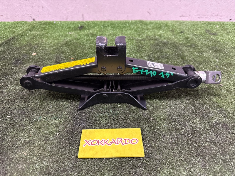 Домкрат Toyota Raum EXZ10 5E-FE 08.1999 (б/у)