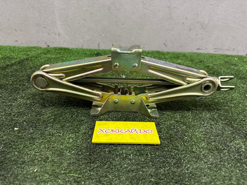 Домкрат Honda Capa GA4 D15B 04.1998 (б/у)