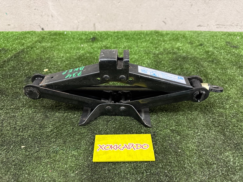 Домкрат Mazda Axela BKEP LF-DE 10.2003 (б/у)