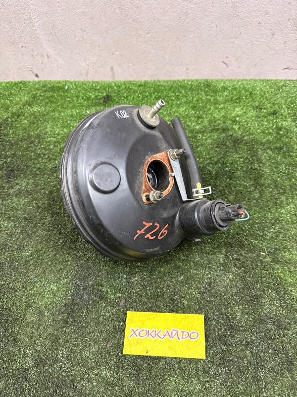 Вакуумный усилитель тормоза и сцепления Toyota Vitz SCP10 1SZ-FE 01.1999 (б/у)