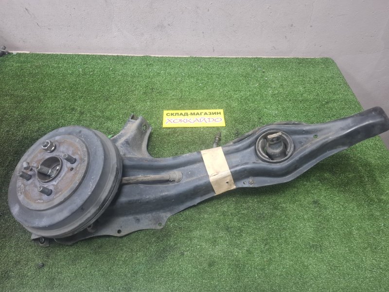 Ступица Honda Partner EY8 D16A 03.1996 задняя правая (б/у)