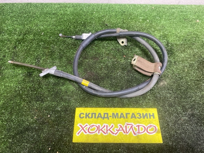 Трос ручника Toyota Soarer UZZ40 3UZ-FE 04.2001 задний правый (б/у)