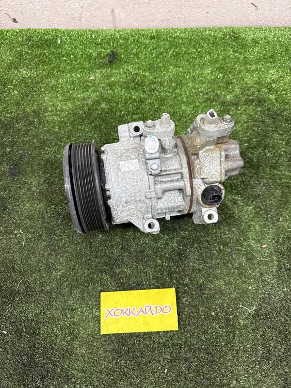 Компрессор кондиционера Toyota Wish ZNE10G 1ZZ-FE 09.2005 (б/у)