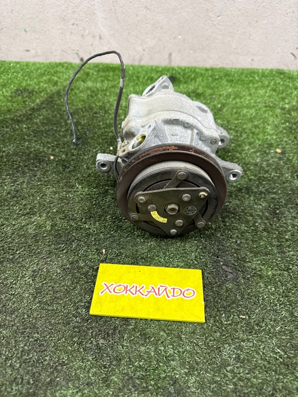 Компрессор кондиционера Toyota Duet M100A EJ-VE 2000 (б/у)