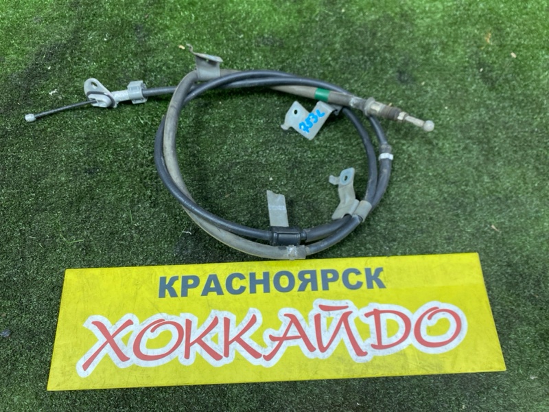 Трос ручника Toyota Prius ZVW30 2ZR-FXE 12.2011 левый (б/у)