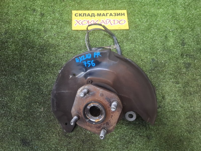 Ступица Toyota Raum EXZ10 5E-FE 08.1999 передняя правая (б/у)