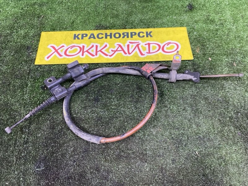 Трос ручника Toyota Hiace Regius RCH47W 3RZ-FE 04.1997 задний правый (б/у)