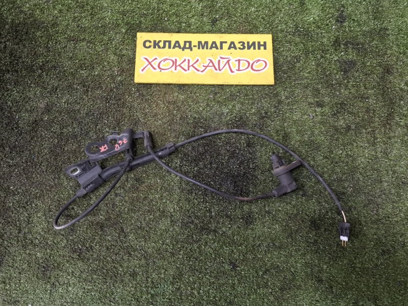 Датчик ABS Toyota Corolla Fielder NZE141G 1NZ-FE 10.2006 передний правый (б/у)