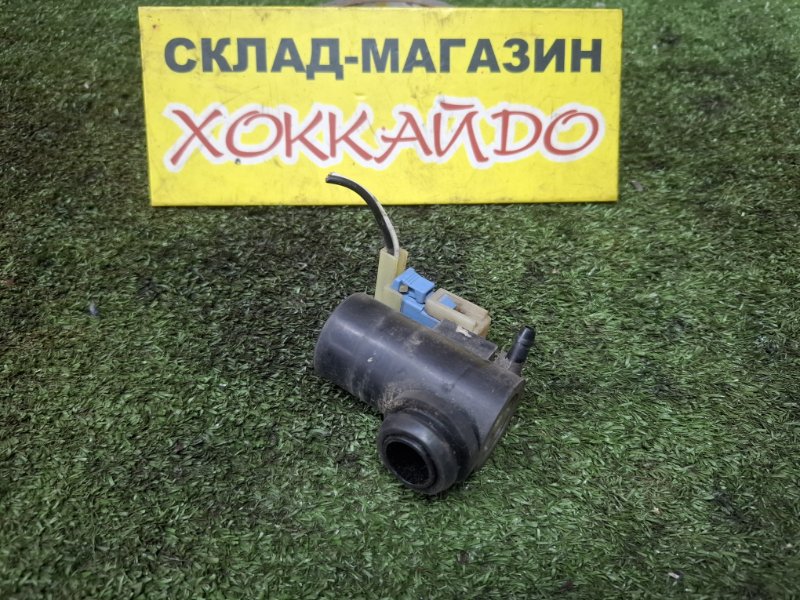 Мотор омывателя Honda Edix BE1 D17A 07.2004 задний (б/у)