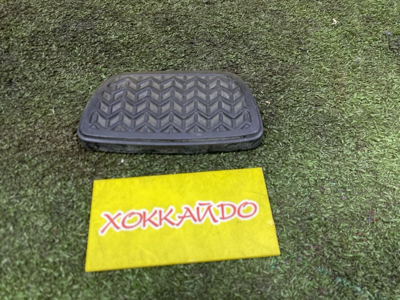 Накладка на педаль Toyota Soarer UZZ40 3UZ-FE 04.2001 (б/у)