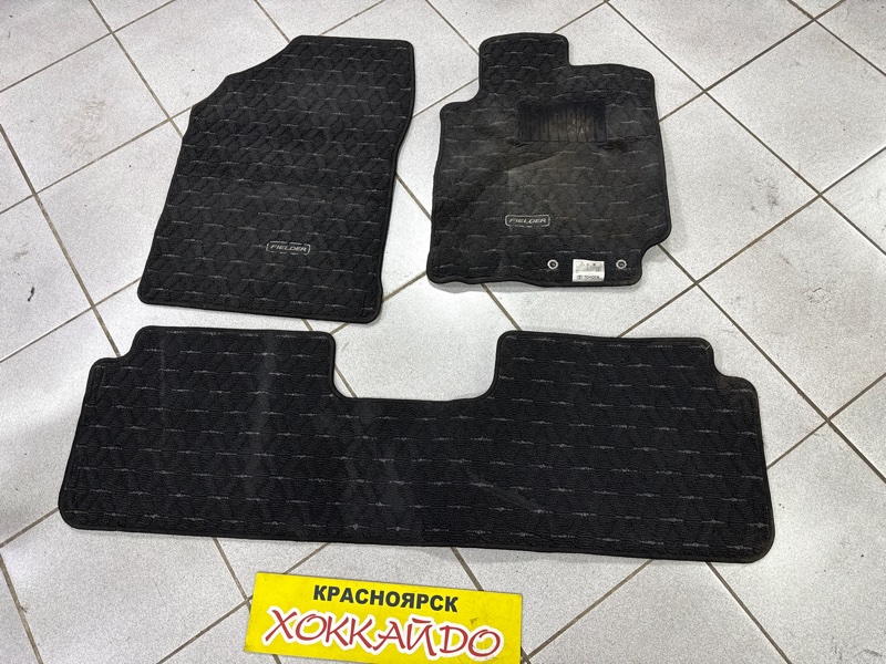 Коврик Toyota Corolla Fielder ZRE142G 2ZR-FE 10.2006 (б/у)
