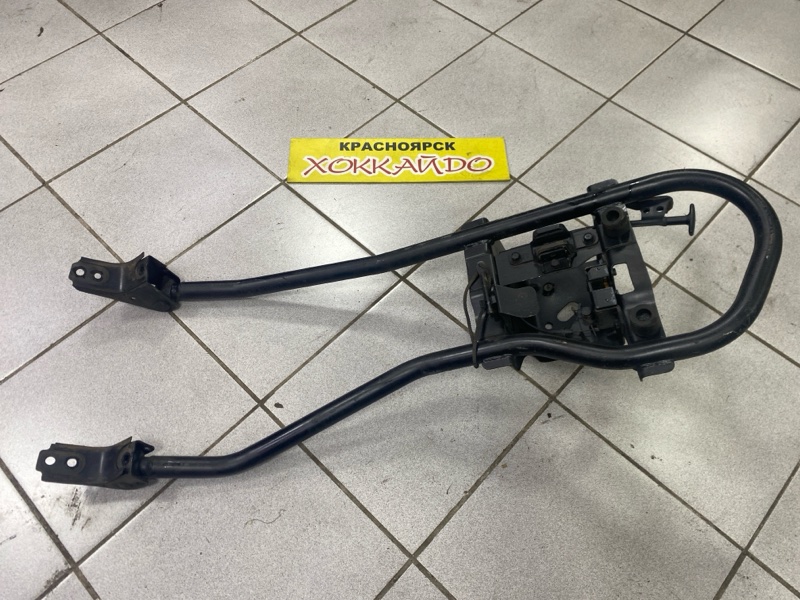 Кронштейн запасного колеса Nissan Rasheen RHNB14 SR18DE 12.1994 (б/у)