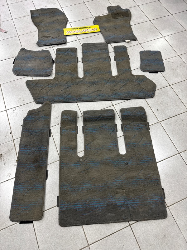 Коврик Toyota Hiace Regius RCH47W 3RZ-FE 04.1997 (б/у)