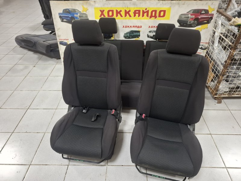 Сиденья Toyota Ist NCP60 2NZ-FE 05.2002 (б/у)
