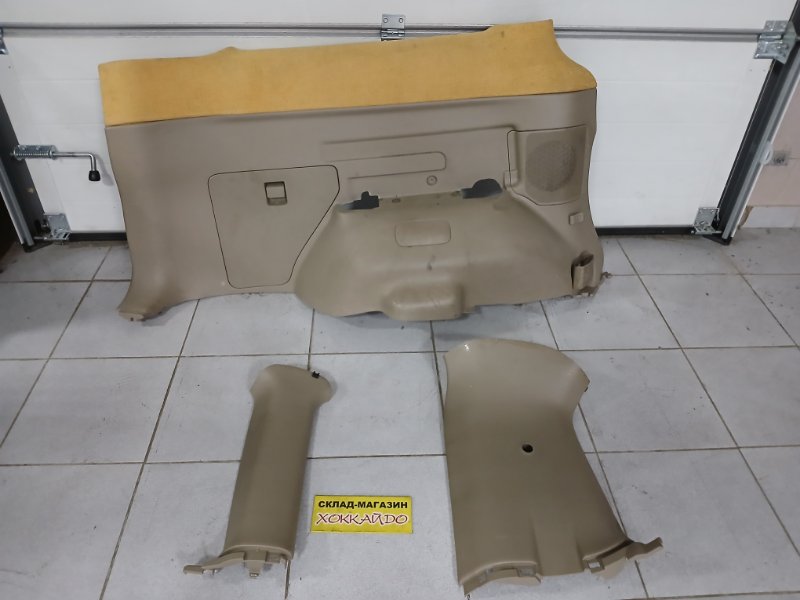 Обшивка багажника Honda Stepwgn RF4 K20A 04.2001 задняя левая (б/у)