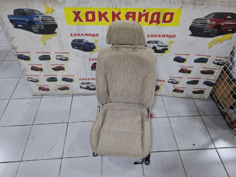 Сиденья Nissan Bluebird Sylphy QG10 QG18DE 02.2003 передняя правая (б/у)