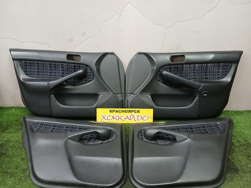 Обшивка двери Honda Orthia EL2 B20B 06.1999 (б/у)