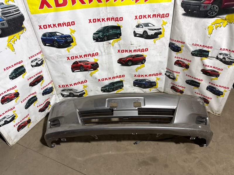 Бампер Toyota Wish ZNE10G 1ZZ-FE 09.2005 передний (б/у)