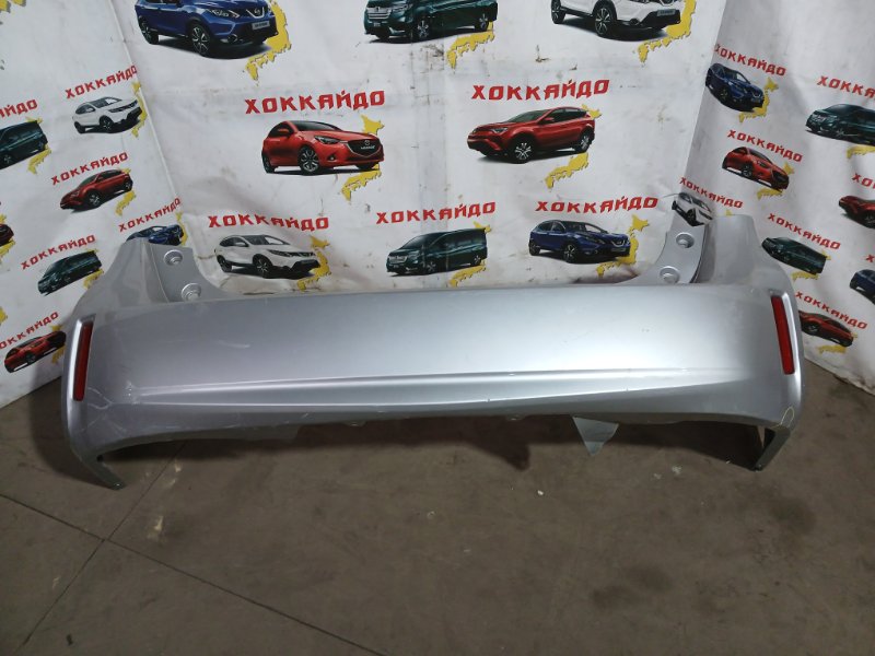 Бампер Toyota Prius Alpha ZVW41W 2ZR-FXE 05.2011 задний (б/у)