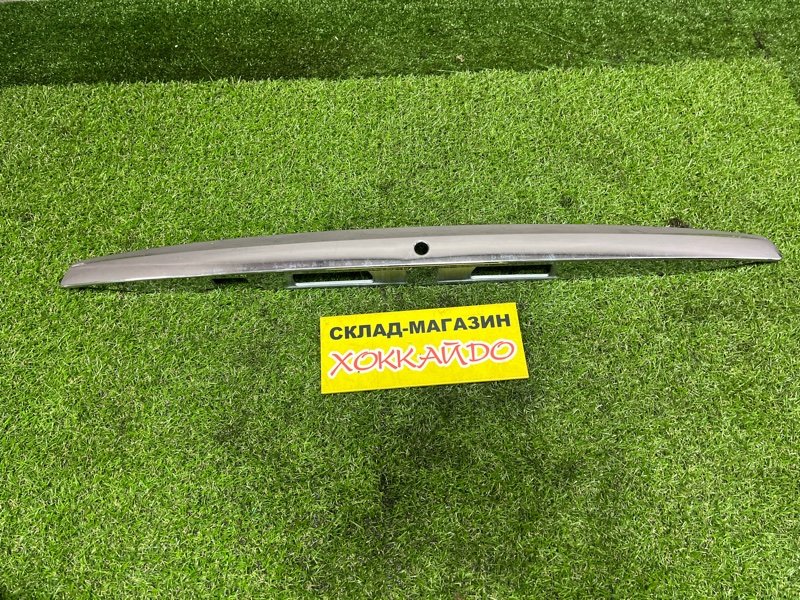 Накладка багажника Nissan Bluebird Sylphy QG10 QG18DE 02.2003 (б/у)