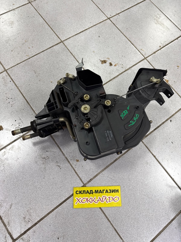 Радиатор отопителя Mazda Bongo SS88V F8 04.1994 (б/у)