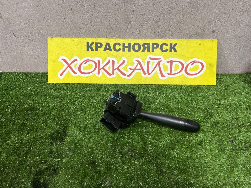 Переключатель фар Toyota Ist NCP60 2NZ-FE 05.2002 (б/у)