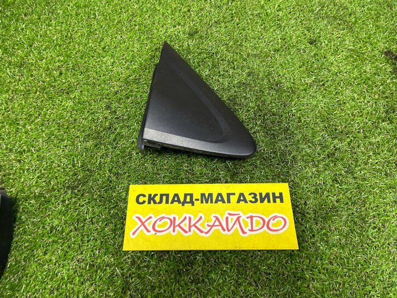 Накладка на крыло Mazda MPV LWEW FS-DE 06.1999 передняя правая (б/у)