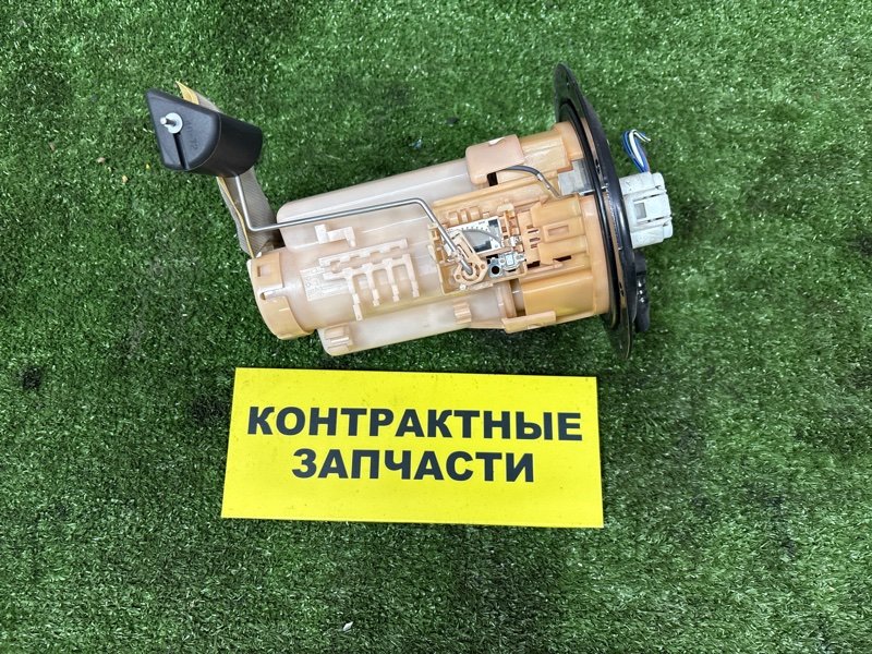 Насос топливный Toyota Ipsum ACM21W 2AZ-FE 10.2003 (б/у)