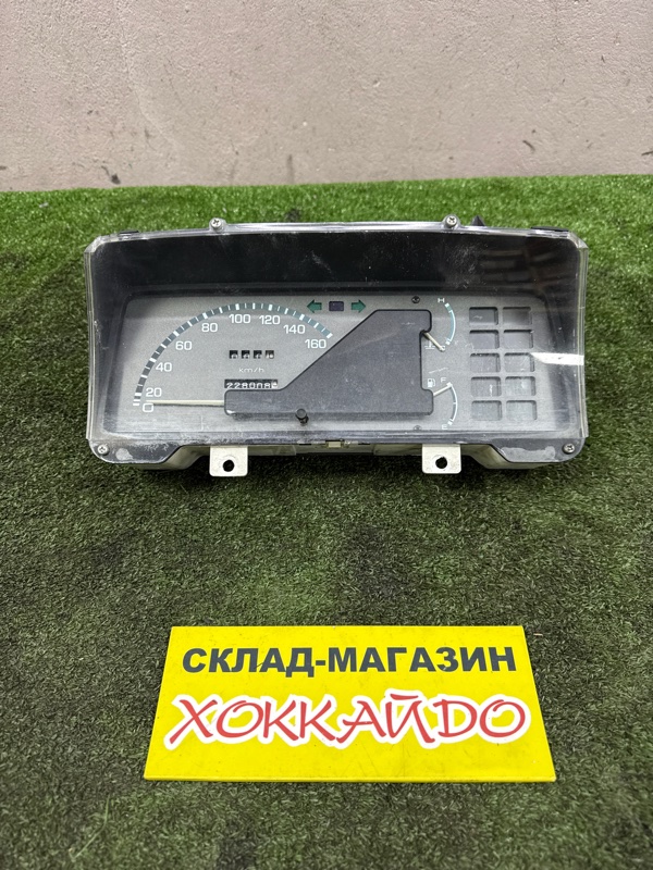 Комбинация приборов Mazda Bongo SS88V F8 04.1994 (б/у)
