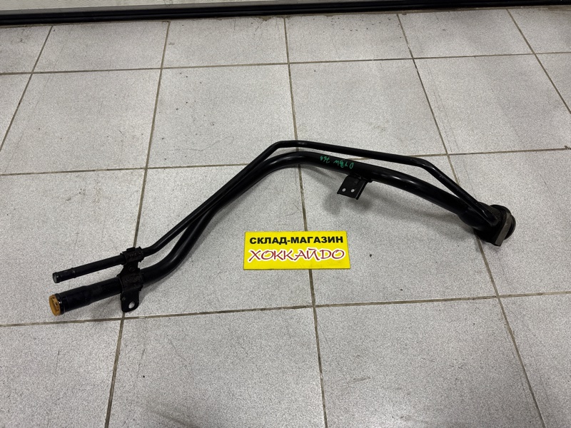 Горловина топливного бака Mazda Demio DY3W ZJ-VE 08.2002 (б/у)