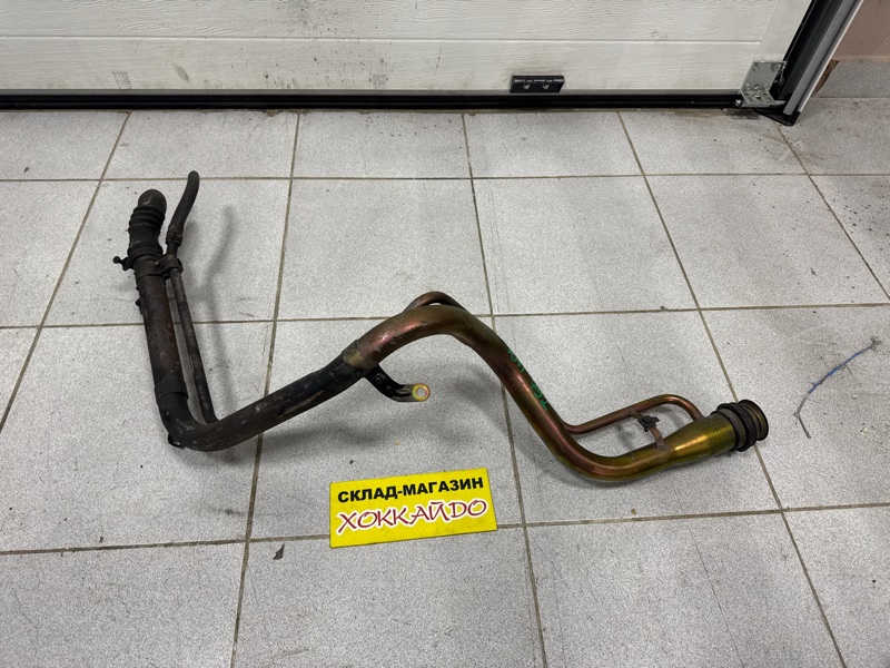 Горловина топливного бака Honda Odyssey RA1 F22B 10.1994 (б/у)