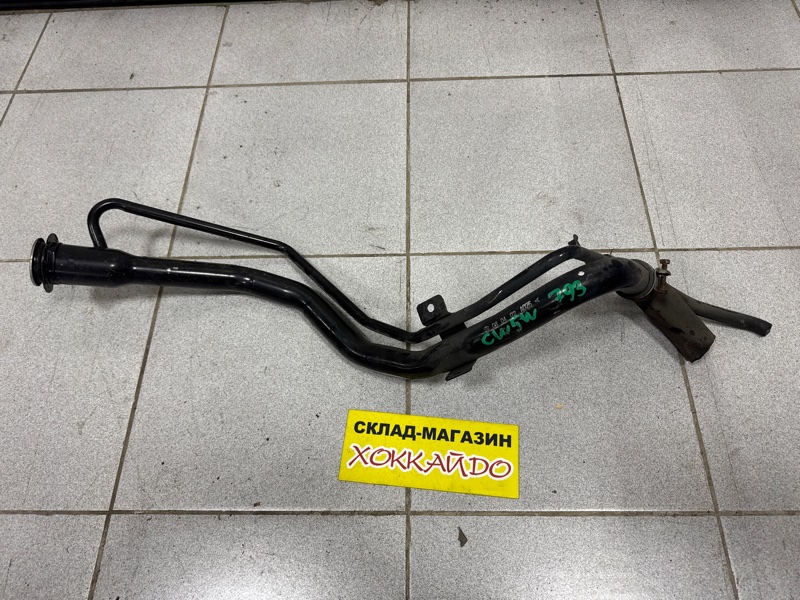 Горловина топливного бака Mitsubishi Outlander CW5W 4B12 10.2005 (б/у)