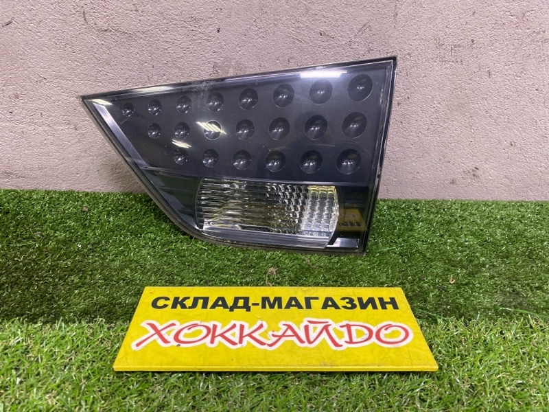 Фонарь вставка багажника Mitsubishi Outlander CW5W 4B12 10.2005 задний правый (б/у)