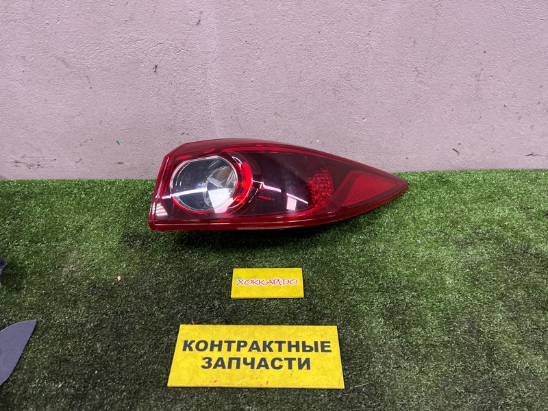 Фонарь стоп-сигнала Mazda Axela BM6FJ Z6 11.2013 задний правый (б/у)
