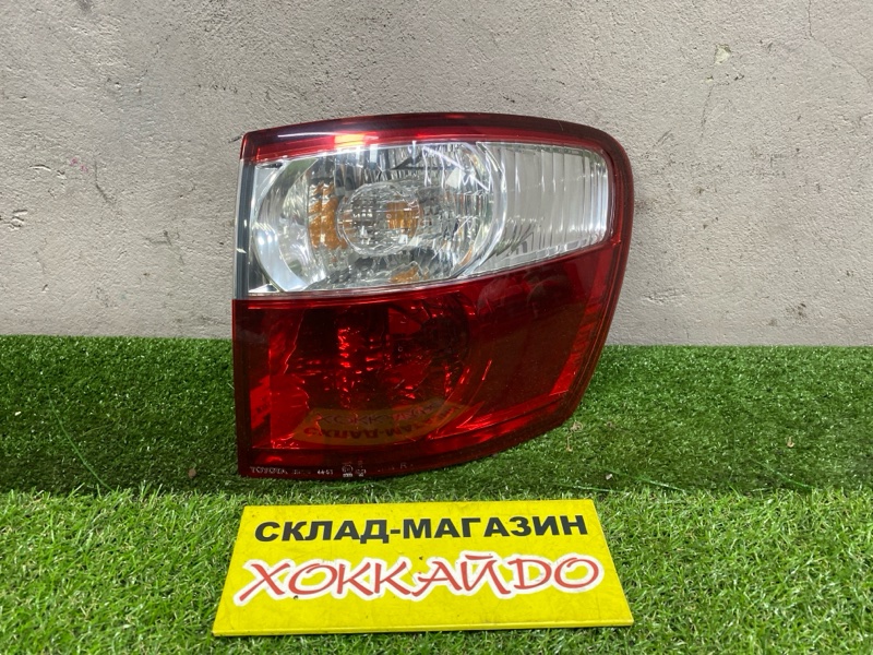 Фонарь стоп-сигнала Toyota Ipsum ACM21W 2AZ-FE 10.2003 задний правый (б/у)