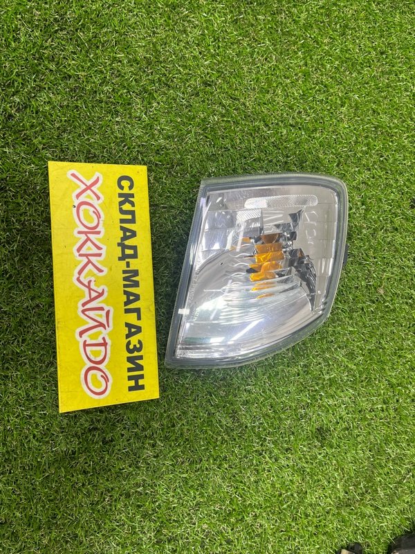 Габарит Mazda Demio DW5W B5E 12.1999 передний правый (б/у)