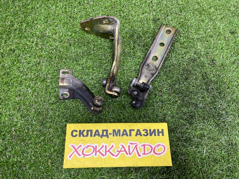 Ролик двери Mazda Bongo SS88V F8 04.1994 задний правый (б/у)