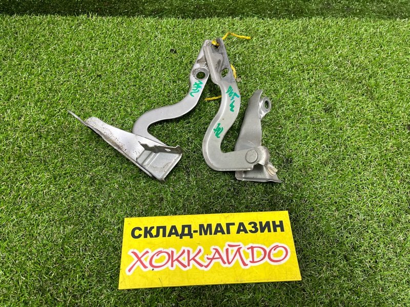Петля капота Mazda Demio DW5W B5E 12.1999 (б/у)