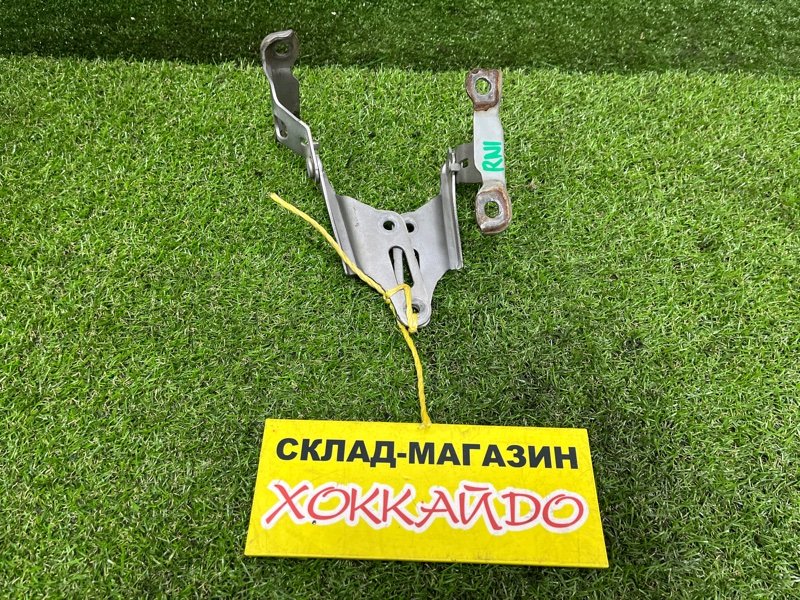 Петля капота Toyota Grand Hiace VCH16W 5VZ-FE 08.1999 (б/у)