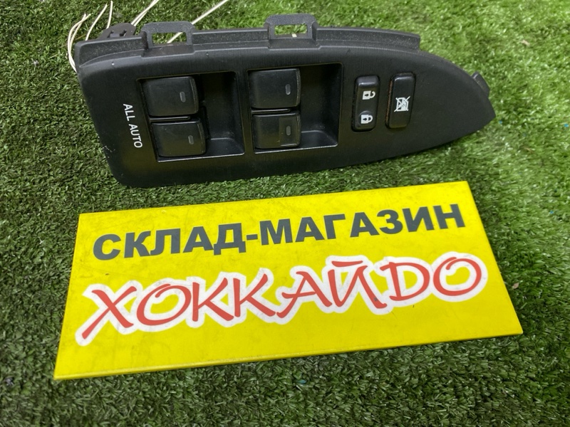 Блок управления стеклоподъемниками Toyota Prius ZVW30 2ZR-FXE 12.2011 (б/у)